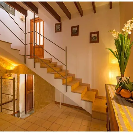 Aparthotel Boutique Hostal 